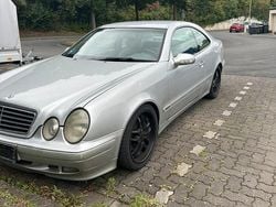 Silber Gebraucht 2003 Mercedes CLK230 Coupé | 1.800 € (Superpreis)