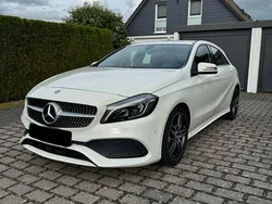 Weiß Gebraucht 2015 Mercedes A180 AMG line Limousine | 13.900 € (Teuer)