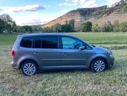 Grau Gebraucht 2011 VW Touran Highline Van / Kleinbus | 5.500 € (Superpreis)