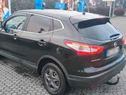 Schwarz Gebraucht 2014 Nissan Qashqai SUV | 9.000 €