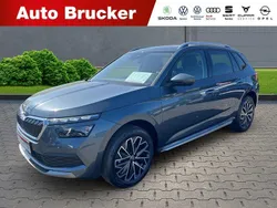 Grau Gebraucht 2021 Skoda Kamiq Style SUV | 22.870 € (Fairer Preis)
