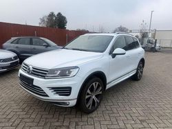 Weiß Gebraucht 2016 VW Touareg Terrain Tech SUV | 16.699 € (Fairer Preis)