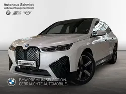 Mineralweiß Gebraucht 2024 BMW iX Sport Line SUV | 74.860 € (Fairer Preis)