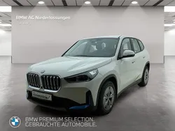 Weiß Gebraucht 2023 BMW iX1 Performance SUV | 38.707 € (Teuer)
