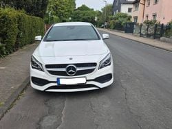 Weiß Gebraucht 2018 Mercedes CLA180 AMG line Limousine | 14.900 € (Superpreis)