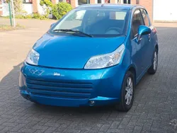 Blau Gebraucht 2010 Aixam Microcar Kleinwagen | 4.299 € (Etwas zu teuer)
