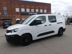Lack weiss banquise/typ aussen Gebraucht 2021 Peugeot Partner Van / Kleinbus | 20.950 € (Teuer)