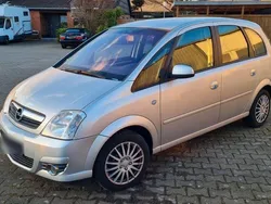 Silber Gebraucht 2006 Opel Meriva Cosmo Van / Kleinbus | 2.600 € (Fairer Preis)