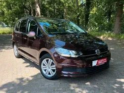 Rot Gebraucht 2019 VW Touran Van / Kleinbus | 19.999 € (Guter Preis)