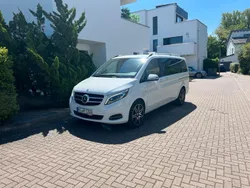 Weiß Gebraucht 2017 Mercedes V250 Exclusive Van / Kleinbus | 44.700 € (Guter Preis)