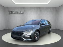 Grau Gebraucht 2022 Skoda Octavia RS Kombi | 32.890 € (Teuer)