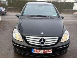 Schwarz metalic Gebraucht 2006 Mercedes B200 Van / Kleinbus | 1.800 € (Guter Preis)