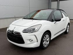 Weiß Gebraucht 2015 Citroën DS3 So Chic Limousine | 5.999 € (Guter Preis)