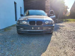 Grau Gebraucht 1999 BMW 316 Limousine | 3.850 €