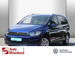 Blau Gebraucht 2024 VW Touran Comfortline Van / Kleinbus | 33.645 € (Fairer Preis)