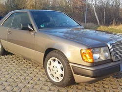 Braun Gebraucht 1989 Mercedes 230 Coupé | 13.600 €