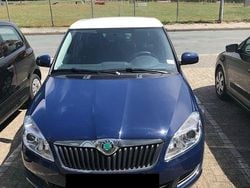 Blau Gebraucht 2011 Skoda Fabia Ambiente Kleinwagen | 7.500 € (Teuer)