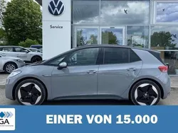 Grau Gebraucht 2021 VW ID.3 Pro Performance Kleinwagen | 25.610 € (Etwas zu teuer)