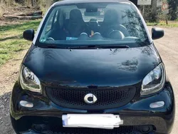 Schwarz Gebraucht 2015 Smart ForTwo Coupé Coupé | 5.900 € (Fairer Preis)