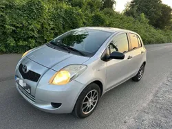 Silver mica metallic Gebraucht 2007 Toyota Yaris Style Limousine | 2.950 € (Fairer Preis)