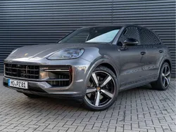 Grau Gebraucht 2025 Porsche Cayenne S SUV | 129.900 € (Teuer)