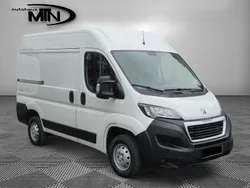 Weiß Gebraucht 2018 Peugeot Boxer Van | 13.990 € (Guter Preis)