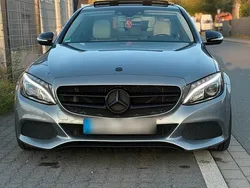Grau Gebraucht 2015 Mercedes C250 Limousine | 19.799 € (Etwas zu teuer)