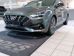 Amazon grey (grau) (metallic) Gebraucht 2022 Hyundai i30 Edition 30 Coupé | 26.950 € (Teuer)