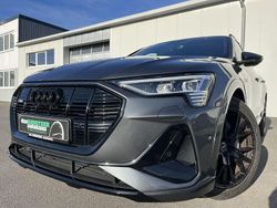 Grau Gebraucht 2022 Audi e-tron S-Line SUV | 42.860 € (Fairer Preis)