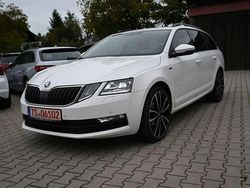Weiß Gebraucht 2020 Skoda Octavia Soleil Kombi | 14.500 € (Fairer Preis)