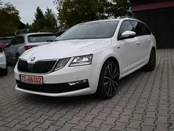 Weiß Gebraucht 2020 Skoda Octavia Soleil Kombi | 14.500 € (Fairer Preis)