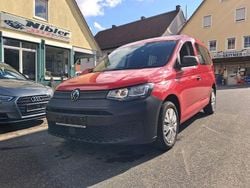 Rot Gebraucht 2022 VW Caddy Van / Kleinbus | 14.980 € (Guter Preis)