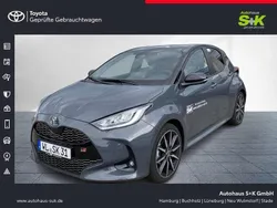 Grau Gebraucht 2025 Toyota Yaris Hybrid Sport Kleinwagen | 34.480 €