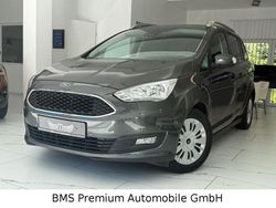Grau Gebraucht 2019 Ford Grand C-Max Van / Kleinbus | 13.475 € (Fairer Preis)