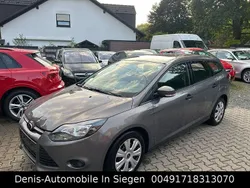 Braun Gebraucht 2014 Ford Focus Ambiente Kombi | 2.400 € (Superpreis)
