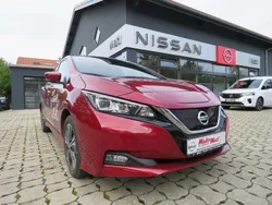 Magnetic red Gebraucht 2021 Nissan Leaf 360º Kleinwagen | 13.990 € (Fairer Preis)