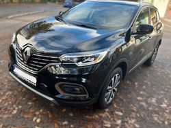 Schwarz Gebraucht 2021 Renault Kadjar Intens SUV | 16.999 € (Fairer Preis)