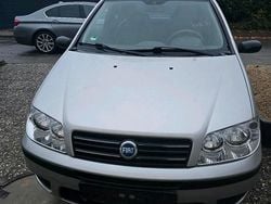 Silber Gebraucht 2007 Fiat Punto Kleinwagen | 990 € (Fairer Preis)