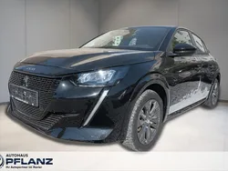 Schwarz Gebraucht 2022 Peugeot e-208 Active Kleinwagen | 15.590 € (Fairer Preis)