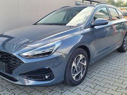 Grau Gebraucht 2025 Hyundai i30 Style Kombi | 23.490 € (Superpreis)