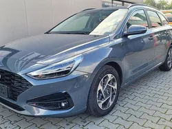 Grau Gebraucht 2025 Hyundai i30 Style Kombi | 23.490 € (Superpreis)