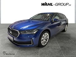 Blau Neu 2025 Skoda Superb LAURIN & KLEMENT Kombi | 49.533 € (Fairer Preis)