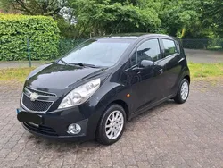 Schwarz Gebraucht 2011 Chevrolet Spark Kleinwagen | 2.500 € (Fairer Preis)