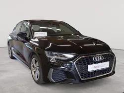 Mythosschwarz metallic Gebraucht 2022 Audi A3 Sportback S-Line Limousine | 27.490 € (Fairer Preis)
