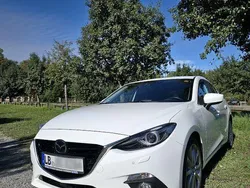 Weiß Gebraucht 2014 Mazda 3 Sports-Line Limousine | 9.500 € (Fairer Preis)