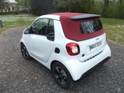 Weiß Gebraucht 2020 Smart ForTwo Electric Drive Cabrio | 10.600 € (Guter Preis)