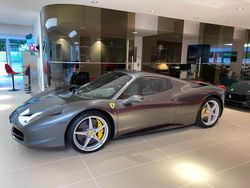Grau Gebraucht 2012 Ferrari 458 Cabrio | 295.000 €