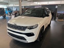 Weiß Gebraucht 2023 Jeep Compass SUV | 33.900 € (Teuer)