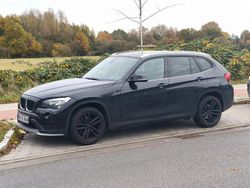 Schwarz Gebraucht 2015 BMW X1 SUV | 6.950 € (Guter Preis)