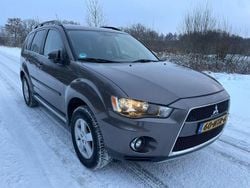 Braun Gebraucht 2010 Mitsubishi Outlander Edition SUV | 5.450 € (Guter Preis)